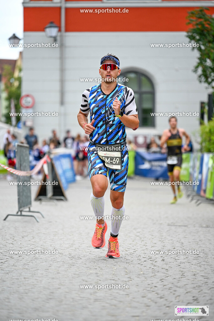 SZI_6086 | Stadttriathlon Erding 2025. #yourpictrs #sportshot_your_pictrs @Sportshotphotography #stadttriathlonerding Copyright: www.sportshot.de