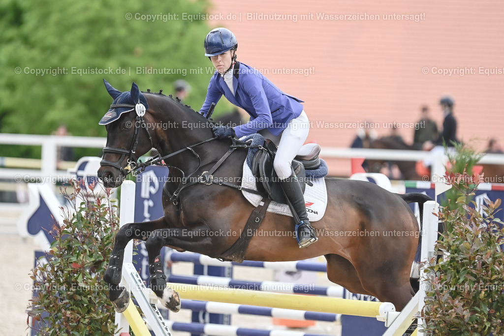 20230514_CCI4_Springen_0099 | equistock