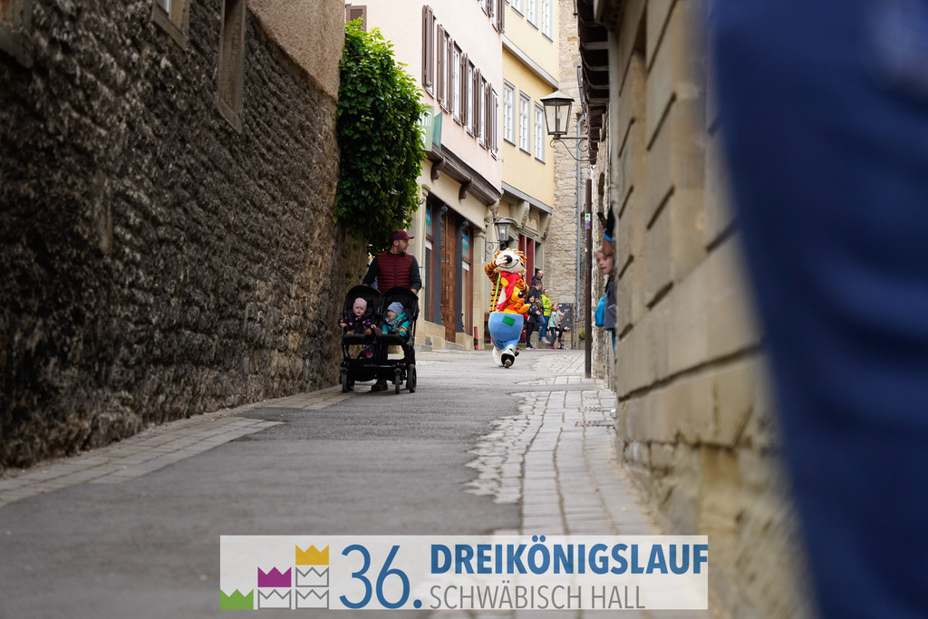 AOK Junior Cup 400m | 3Königslauf 2022 AOK Junior Cup 400m - Realisiert mit Pictrs.com