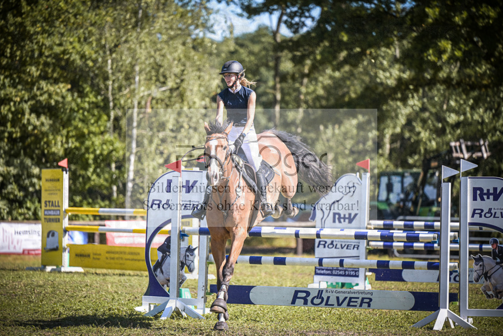 DOS_0771 | Entdecke hochwertige Reitturnierfotos von Foto Oger. Professionell, emotional und authentisch – jetzt Lieblingsmomente im Shop bestellen.Deutschlandweite Turnierfotografie. - Realisiert mit Pictrs.com