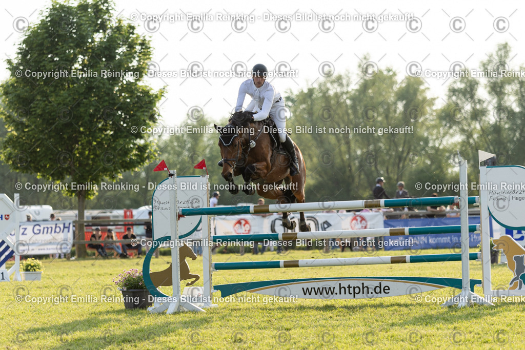 CL5A1244 | Emilia Reinking Fotografie - Realisiert mit Pictrs.com