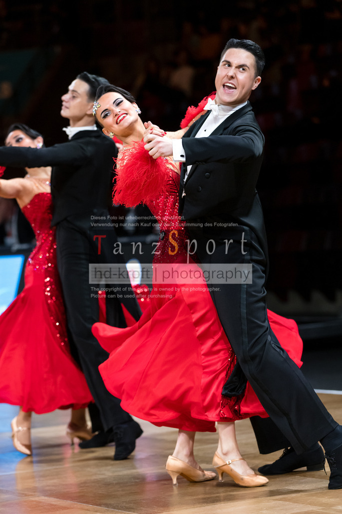 20241109_DM-Formationen_Vorrunde_2877 | Tanzsportbilder, Standardtanz, Lateintanz, WDSF, DTV, LTVB, dancecomp, goc, hessen tanzt, blaues band der spree, walzer, tango, wiener walzer, slowfox, quickstepp, samba, rumba, cha-cha-cha, paso doble. jive, hd-kroft photography, turniertanzsport