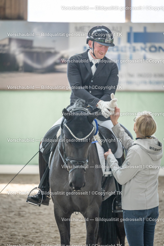 _D5A0940 | Emotionale Pferde- & People-Fotografie rund um Heidelberg, Leimen & Umgebung. Natürliche Fotos von Pferd, Mensch & Familie. Jetzt Termin sichern!