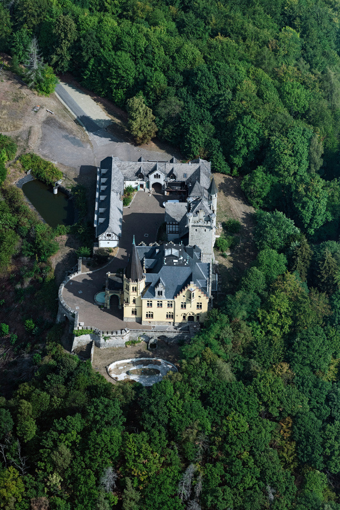 dr__0097911.jpg | BAD SOODEN-ALLENDORF 26.08.2022 Burganlage des Schloß Rothestein in Bad Sooden-Allendorf im Bundesland Hessen. 