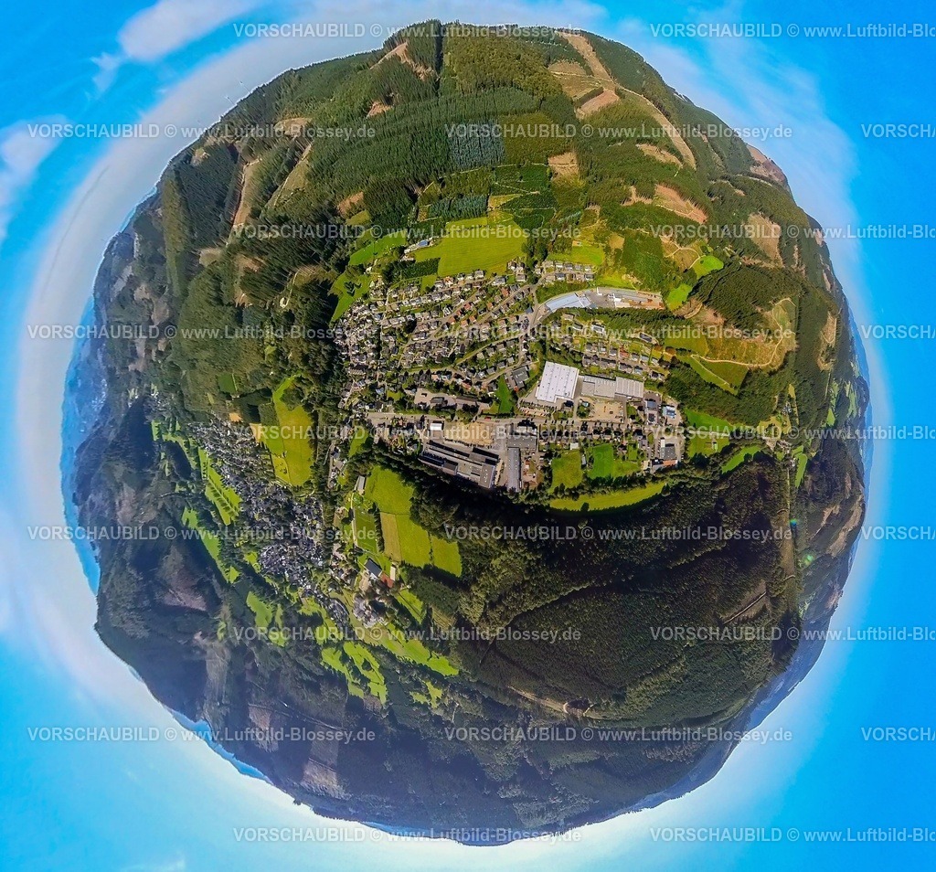 Lennestadt230990340Langenei | Luftbild, Ortsansicht Ortsteil Saalhausen, Erdkugel, Fisheye Aufnahme, Fischaugen Aufnahme, 360 Grad Aufnahme, tiny world, Saalhausen, Lennestadt, Sauerland, Nordrhein-Westfalen, Deutschland