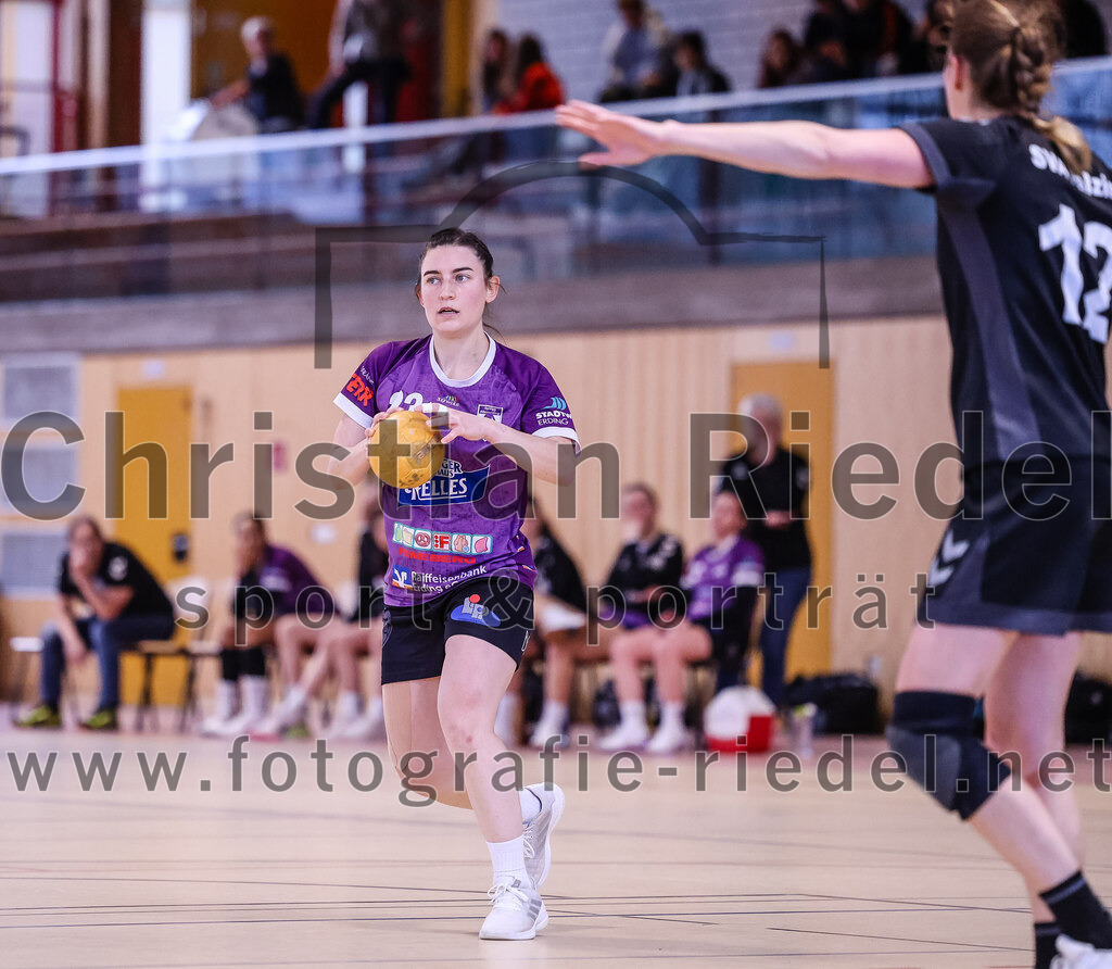 2024-12-14_025_SpVgg_Altenerding_gegen_SVA_Palzing | Erding, Deutschland, 14.12.2024:Handball, Bezirksoberliga Frauen Altbayern 2024 / 2024, 9. Spieltag, SpVgg Altenerding gegen SVA Palzing, Endergebnis: 20:30Katharina Künstner (SpVgg Altenerding, #23)Foto: Christian Riedel / fotografie-riedel.net