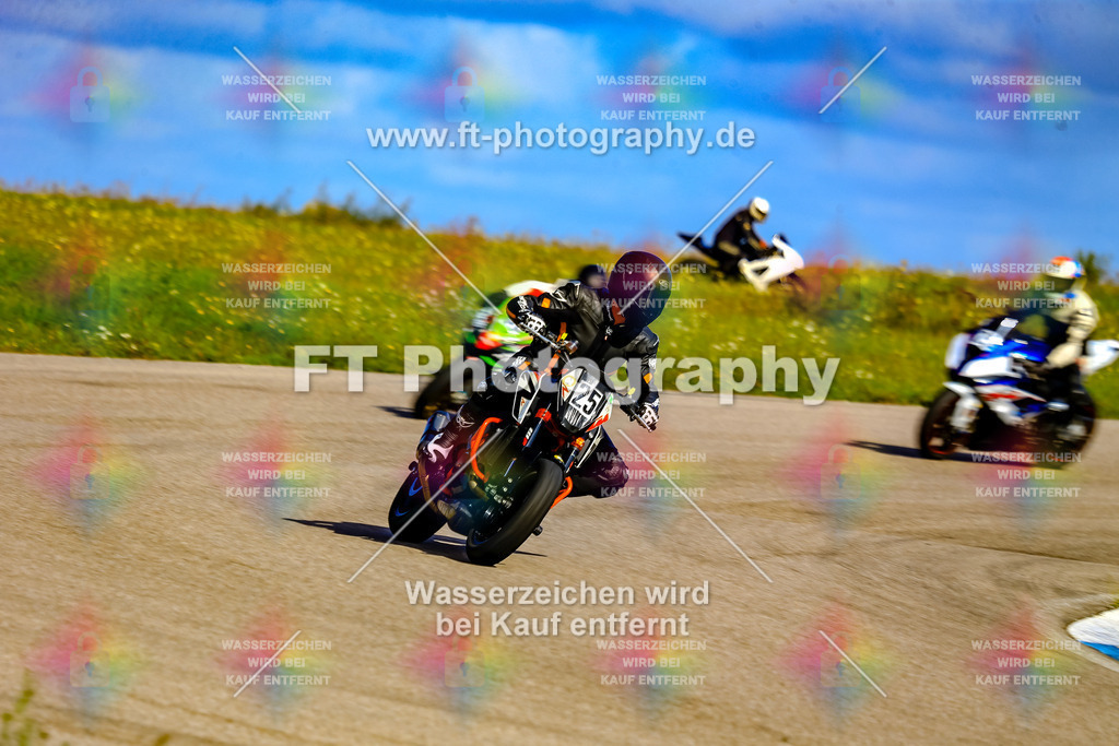 025-5021 | Hier findet Ihr Bilder von Touristenfahrten auf der Nürburgring Nordschleife oder von anderen Veranstaltungen die ich besucht habe. Viel Spass beim Durch Schauen 