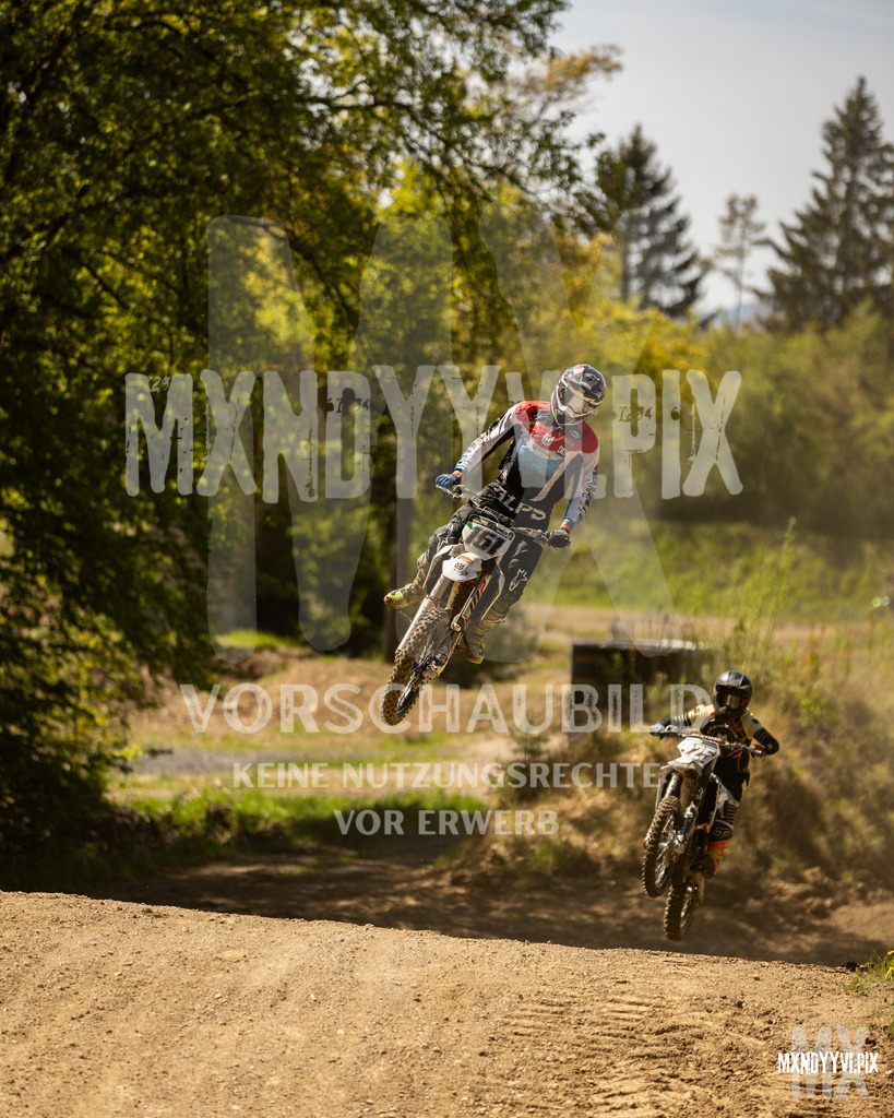 866A5161 | mxndyyvipix