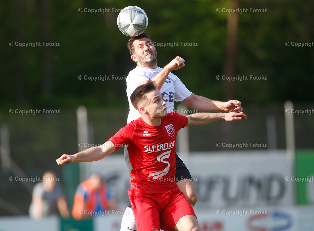 A_LUI_13042024_12 | SPORT ,FUSSBALL, LL OST ASKOE OEDT 1B-ATSV NEUZEUG 13.04..2024 IM BILD: KHAMZAT CHAKAYEV (OEDT1B) UND JOHANNES BICHLER( NEUZEUG)FOTO:FOTOLUI 