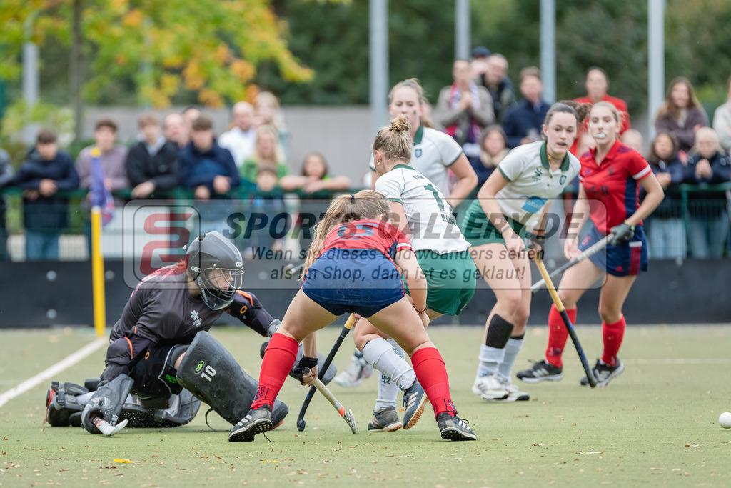 HK_20231022_106052 | Finale Deutsche Meisterschaft Feld WU16 Uhlenhorst Mülheim - Düsseldorfer HC am 22.10.2023 DHC, Düsseldorf ,