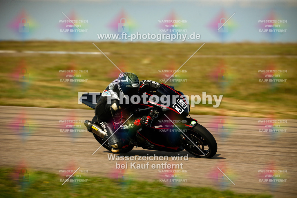 _MOT6170 | Hier findet Ihr Bilder von Touristenfahrten auf der Nürburgring Nordschleife oder von anderen Veranstaltungen die ich besucht habe. Viel Spass beim Durch Schauen 