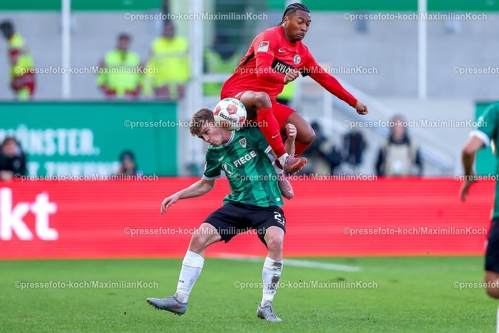 PRM21122501072 | 21.12.2025, Fußball, Preußen Münster - SV 07 Elversberg, 2. Fußball Bundesliga,  Preußenstadion, 17.Spieltag, Saison 2025 2026: Jano ter Horst (Preussen Muenster #27) im Zweikampf gegen  Jarzinho Malanga (Elversberg #14)  DFB regulations prohibit any use of photographs as image sequences and or quasi-video.