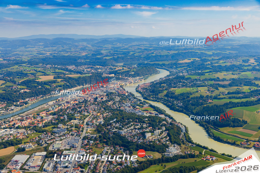 Luftaufnahme von Passau Vs Google Maps- Die Luftaufnahme wurde 2025 vom UL-Flugzeug heraus erstellt ( keine Drohne ) - Hochauflösende Luftaufnahme - für professionelle Ausdrucke geeignet. Die Geschenkidee !Mit Lizenz und Bildrechte bestellbar