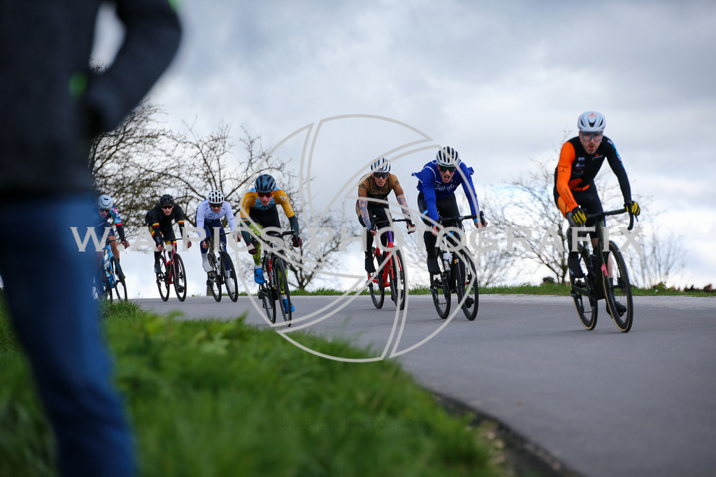 ..... | LEONDING,AUSTRIA,24.März.24 - 63.Radsaisoneröffnungsrennen Leonding Road Cycling League , Image shows: 
Photo: WAPICS / Andreas Willdoner