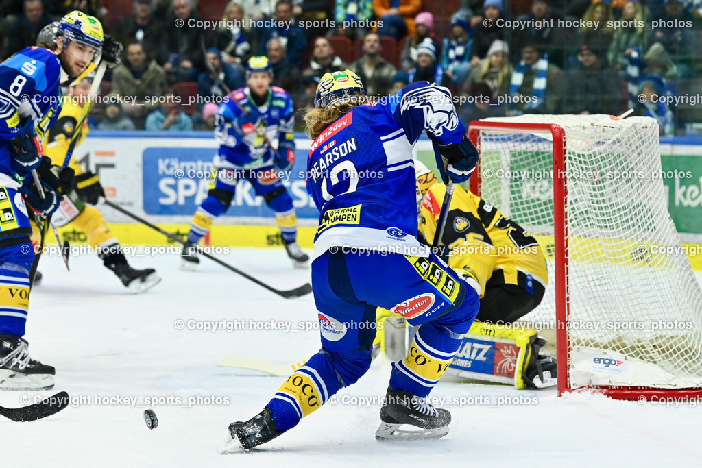 EC IDM Wärmepumpen VSV vs. HC Pustertal | #8 Rebernig Maximilian EC VSV, #12 Pearson Chase EC VSV, #25 Bernard Andreas HC PUSTERTAL, EC IDM Wärmepumpen VSV vs. HC Pustertal, EC IDM Wärmepumpen VSV vs. HC Pustertal am 15.11.2024 in Villach (Stadthalle Villach), Austria, (Photo by Bernd Stefan)