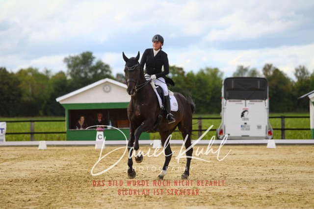 DKP44530 | Turniersportfotografie; Pferdefotografie; Dressurfotografie