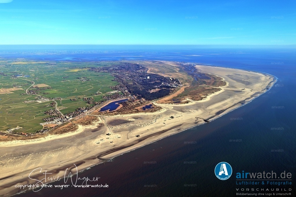 Halligen-Inseln-Weltnaturerbe-Wattenmeer-04-2023-airwatch-wagner-240A0495 | Entdecken Sie atemberaubende Luftbilder und Fotografien auf airwatch.de - Tauchen Sie ein in eine Welt voller faszinierender Aufnahmen aus der Vogelperspektive.