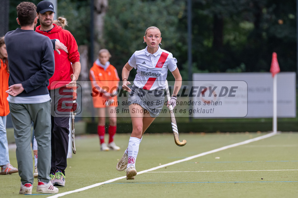 SM_20250921-D85_3828 | 1.Bundesliga Feld - Hinrunde (W) DCadA - MHC / 2:3 (0:1)