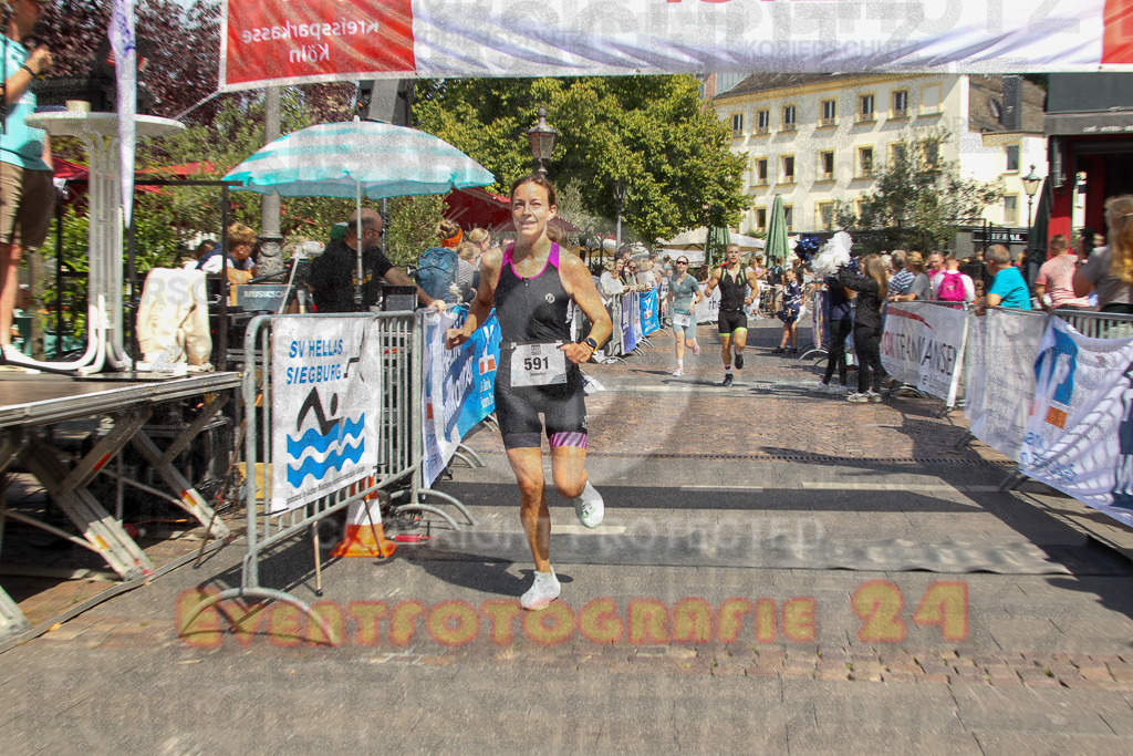 250824_1443_EV4_2097 | Sportfotografie im Rhein-Sieg Kreis, Köln, Bonn, NRW, Rheinland Pfalz, Hessen, etc. Unser Tätigkeitsfeld umfasst den Laufsport vom Volkslauf über den Marathon, Duathlon, Triathon bis zum Ultralauf wie Kölnpfad Ultra oder Schindertrail.