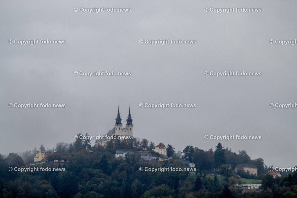 Poestlingberg_ Nebel_ Herbst_ 05.10.2024-5 | 26.02.2024, Poestlingberg, AUT, Herbst, im Bild Poestlingberg, Berg, Nebel, Himmel, Ausflugsziel, Aussicht, Jahreszeit