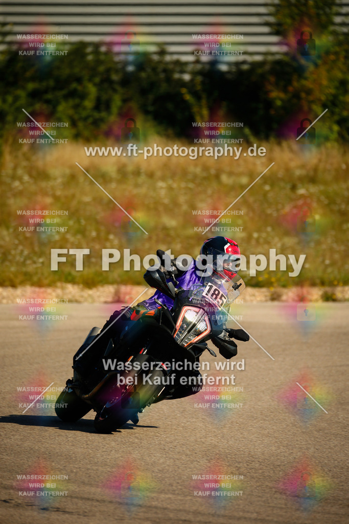 _MOT8943 | Hier findet Ihr Bilder von Touristenfahrten auf der Nürburgring Nordschleife oder von anderen Veranstaltungen die ich besucht habe. Viel Spass beim Durch Schauen 