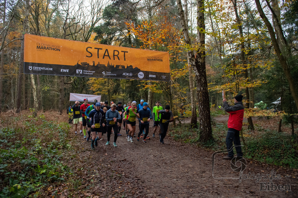 9000m Lauf Cross-Bezirks und Kreismeisterschaften | 9000m Lauf Cross-Bezirks und Kreismeisterschaften am 18.11.2023 in Wildenloh (), Deutschland, Photo: Philip Eiben 2023 - Realisiert mit Pictrs.com