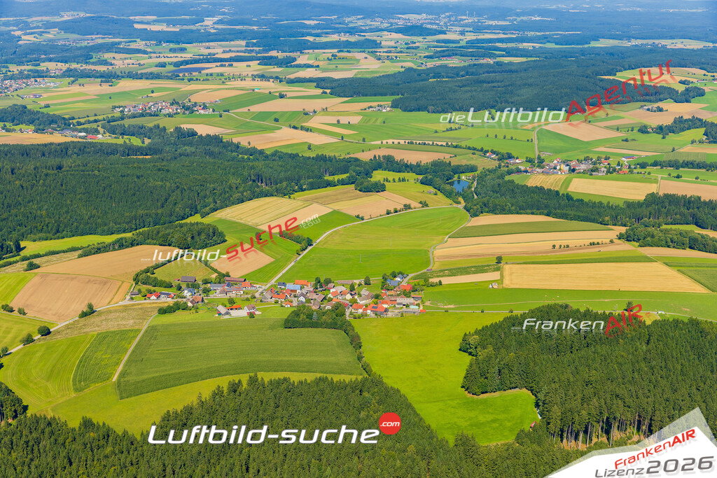 Schöne Luftaufnahme als Geschenk in Rückersrieth Moosbach - Die Luftbildaufnahme wurde 2025 vom UL-Flugzeug heraus erstellt ( keine Drohne ) - Hochauflösende Luftaufnahme -Nicht vergleichbar mit Google Maps oder Satelittenbilder- Die Geschenkidee !Mit Lizenz und Bildrechte bestellbar