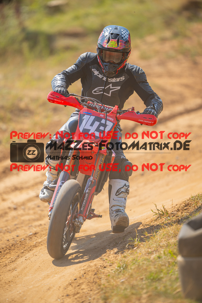 MaZZes-Fotomatrix-20260815-598163 | S2