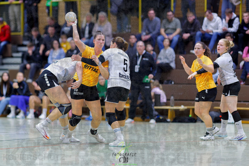 Frauen Oberliga Mitte (HHV); HSG Eibelshausen/Ewersbach - HSG Linden | Frauen Oberliga Mitte (HHV); HSG Eibelshausen/Ewersbach - HSG Linden am 15.11.2025 in Eibelshausen (Holderberghalle)Photo © 2025 - Jörg Heinrich - Realisiert mit Pictrs.com
