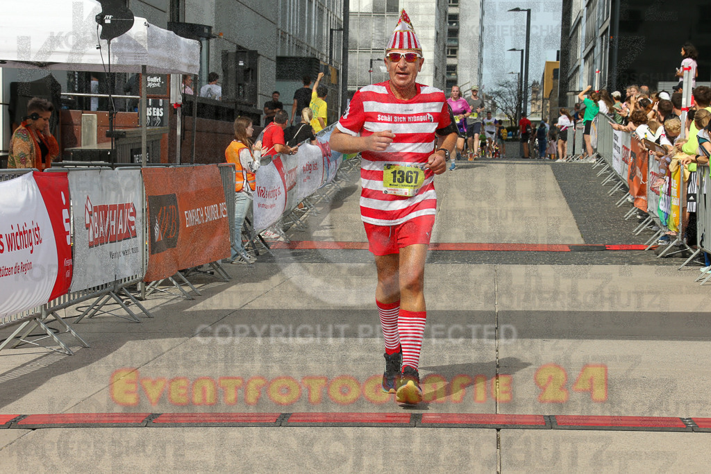 250920_1329_EX1_4984 | Sportfotografie im Rhein-Sieg Kreis, Köln, Bonn, NRW, Rheinland Pfalz, Hessen, etc. Unser Tätigkeitsfeld umfasst den Laufsport vom Volkslauf über den Marathon, Duathlon, Triathon bis zum Ultralauf wie Kölnpfad Ultra oder Schindertrail.