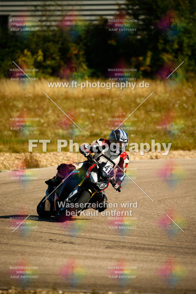 _MOT8517 | Hier findet Ihr Bilder von Touristenfahrten auf der Nürburgring Nordschleife oder von anderen Veranstaltungen die ich besucht habe. Viel Spass beim Durch Schauen 