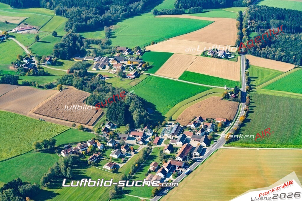 aktuelles Luftbild von Ottering Inning-holz - Luftaufnahme wurde 2018 von https://frankenair.de mittels Flugzeug (keine Drohne) erstellt.