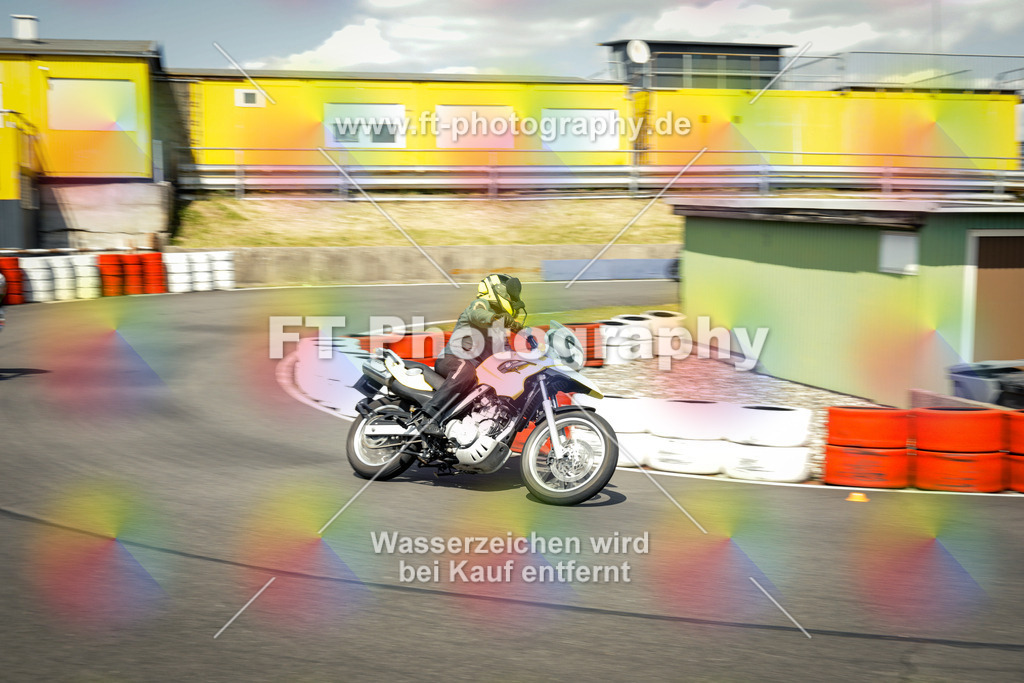 OBK_Mai_Martina_Markus-11126 | Hier findet Ihr Bilder von Touristenfahrten auf der Nürburgring Nordschleife oder von anderen Veranstaltungen die ich besucht habe. Viel Spass beim Durch Schauen 