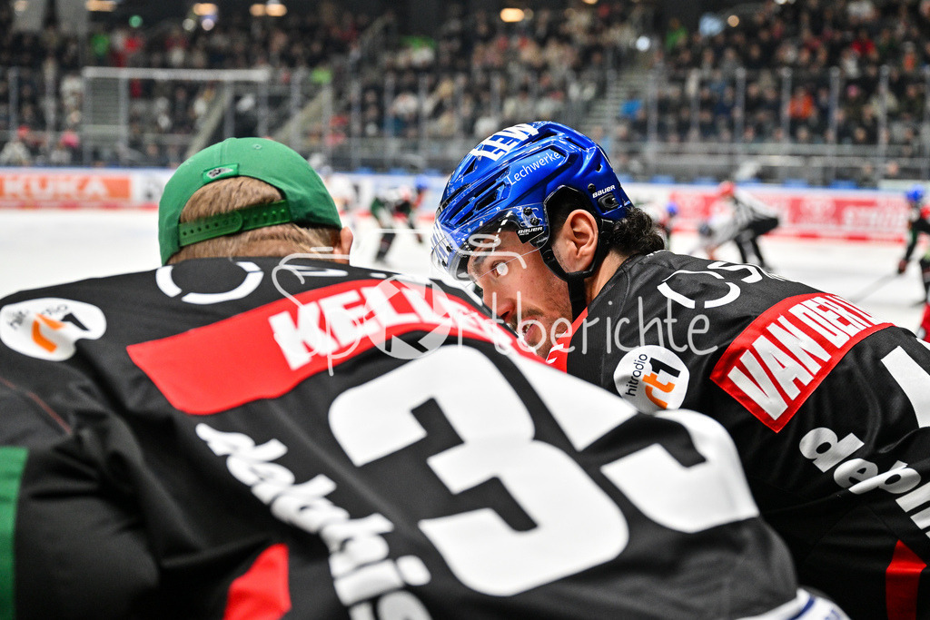 Augsburger Panther - Düsseldorfer EG | im Gespraech Markus KELLER (Augsburger Panther #35) und Leon VAN DER LINDE (Augsbuerger Panther #43) / DEL: Augsburger Panther - Duesseldorfer EG, Curt Frenzel Stadion am 04.03.2025