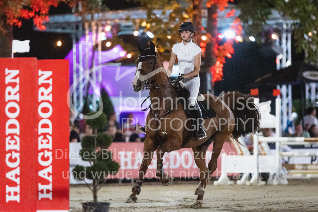 220825_Delbrueck_A1-Mannschaft-429 | Deine schönsten Turniermomente als professionelle Fotos! Entdecke hochwertige Pferdesport-Fotografie im Online-Shop. Jetzt Fotos finden & bestellen!