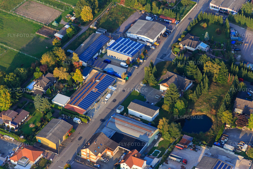 Luftbild: Industriegebiet Am Kleinwald mit bx-pack GmbH und Stefan Roeller Kfz-Reparaturwerkstatt in Herxheim bei Landau im Bundesland Rheinland-Pfalz in Deutschland.Foto: IMG_073927.jpg vom 03.10.2014 durch Werner Riehm/FLY-FOTO.deAuflösung des Originals: 5472 x 3648 pxAuto Blizz