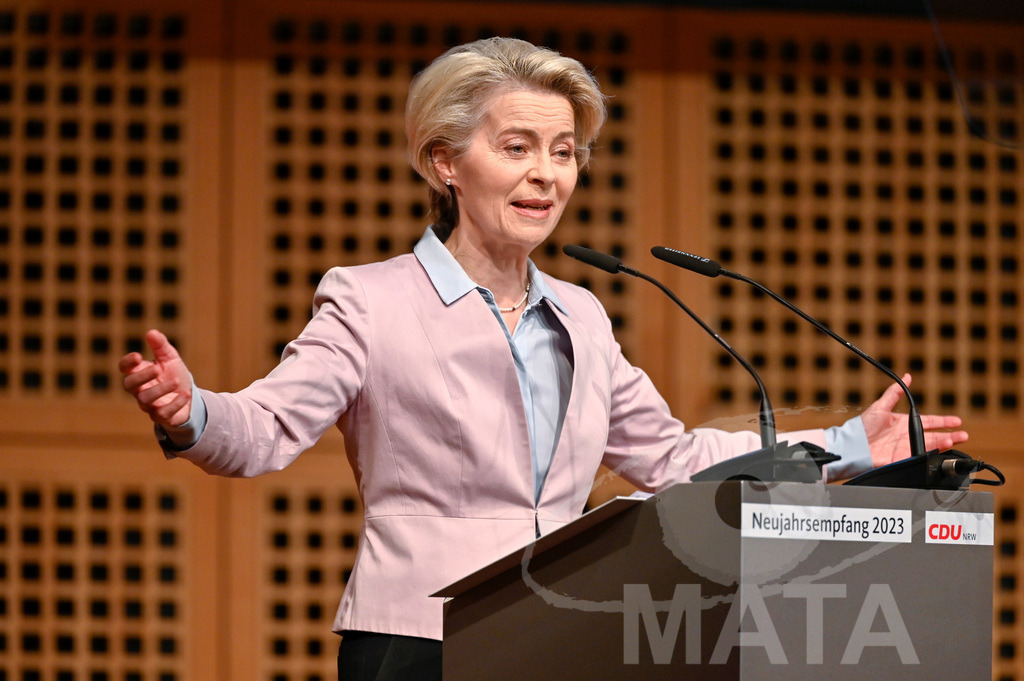 _DWI0681 | Politikerin Ursula von der Leyen beim CDU-NRW Neujahrsempfang in Düsseldorf. Düsseldorf, 28.01.2023 - Realisiert mit Pictrs.com