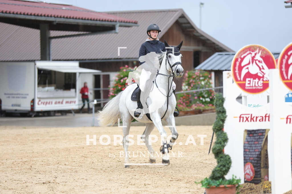 0P6A8695 | Willkommen bei Brunnmayr - Design & Fotografie – Ihrem Spezialisten für Reitturniere und Pferdeveranstaltungen in Oberösterreich, Salzburg und Bayern! Seit über 17 Jahren sind wir leidenschaftlich dabei.