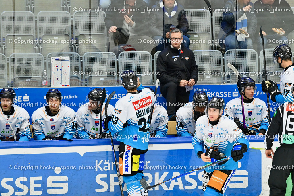 EC IDM WÄRMEPUMPEN VSV vs. Steinbach Black Wings Linz | Spielerbank Black Wings Linz, Spielerbank Black Wings Linz, EC IDM WÄRMEPUMPEN VSV vs. Steinbach Black Wings Linz, EC IDM WÄRMEPUMPEN VSV vs. Steinbach Black Wings Linz am 28.11.2025 in Villach (Stadthalle Villach), Austria, (Photo by Bernd Stefan)