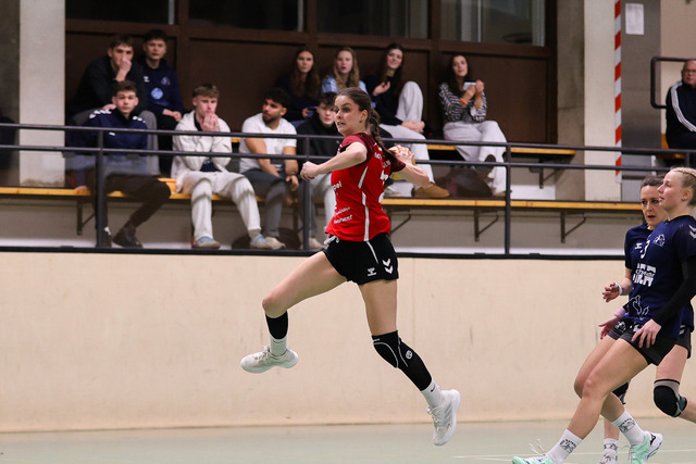 Handball I Damen I Saison 2025-2026 I Verbandsliga Süd I HSG Kalkberg 06 - MTV Dänischenhagen I 14.12.2025.34 | Julia Dütschke (20, MTV Dänischenhagen) - Realisiert mit Pictrs.com