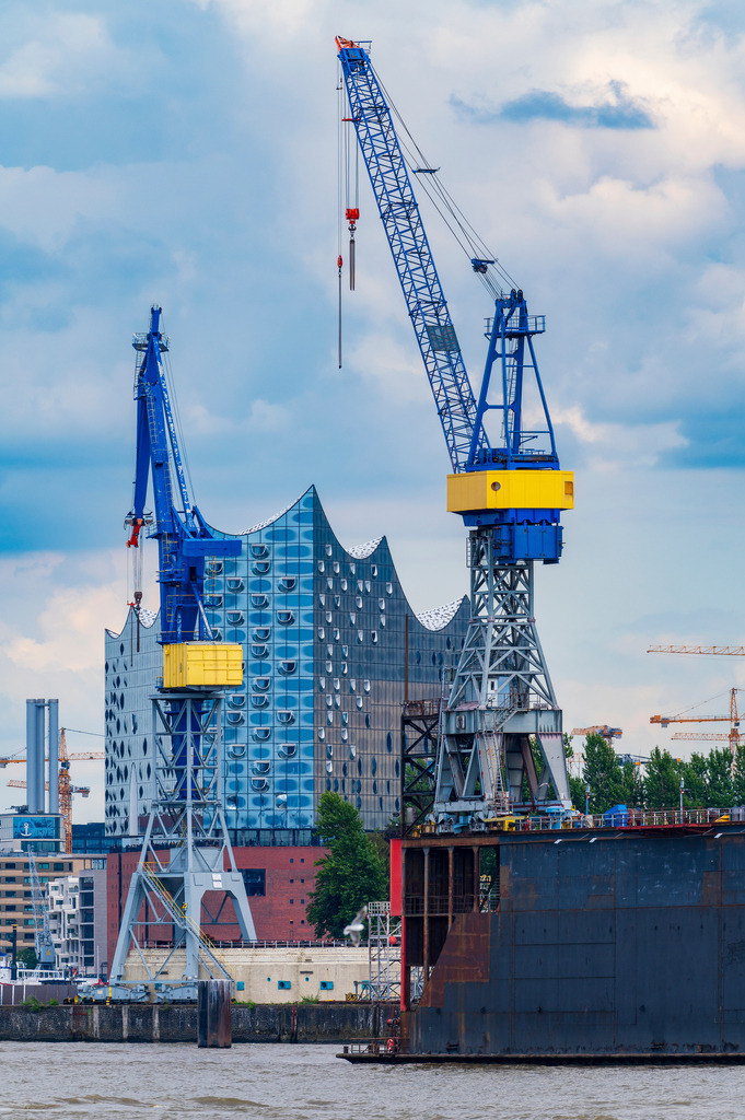 2023_07_18_HH-OEVELGOENNE_MCP0153 | Hochwertig gedruckte Fotografien für die Wand, als Kalender und zum Verschenken. Hamburg & Norddeutschland und überall wo ich mit der Kamera unterwegs war.