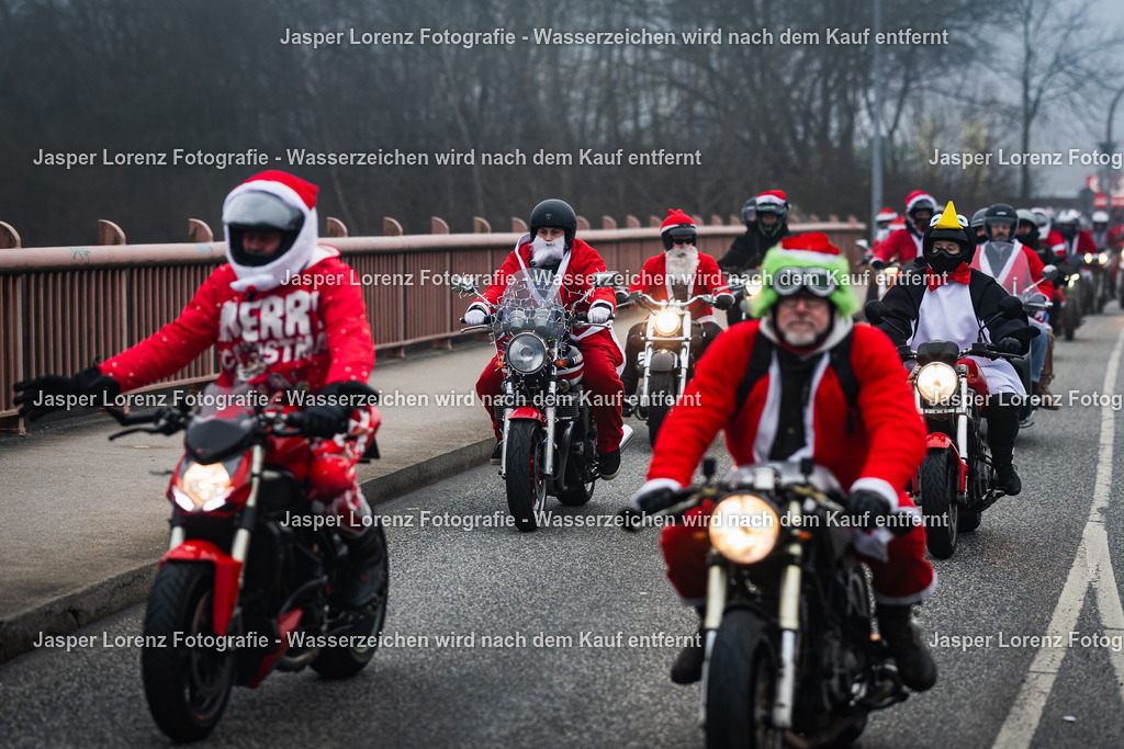 X-Mas Ride I Kiel I 2025 | Jasper Lorenz Fotografie - Realisiert mit Pictrs.com