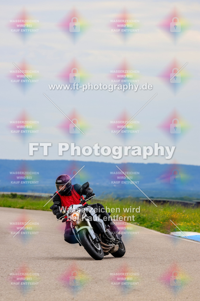 MotoTeam-2955 | Hier findet Ihr Bilder von Touristenfahrten auf der Nürburgring Nordschleife oder von anderen Veranstaltungen die ich besucht habe. Viel Spass beim Durch Schauen 