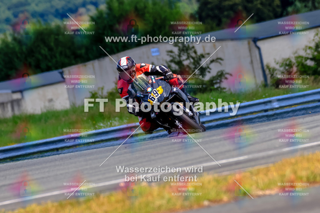 _TCM5107 | Hier findet Ihr Bilder von Touristenfahrten auf der Nürburgring Nordschleife oder von anderen Veranstaltungen die ich besucht habe. Viel Spass beim Durch Schauen 