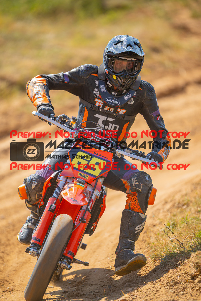 MaZZes-Fotomatrix-20260815-598064 | S2