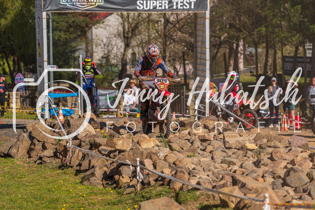 JHF.ECHT.4h.Samstag48 | jennyhubatsch-endurofotografie