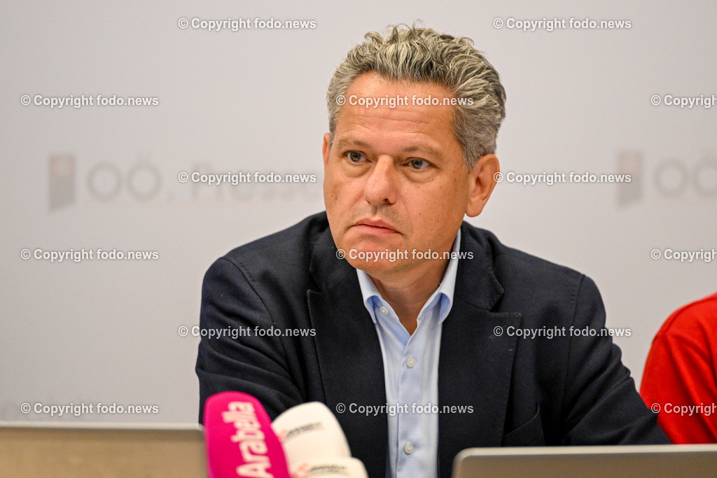 Pressekonferenz ADX Energy_ 07.09.2023-9 | 07.09.2023, Presseclub Linz, AUT, Pressekonferenz ADX Energy, Stimmungslage zur Gasexploration in Molln, im Bild Paul Fink (CEO ADX Energy)