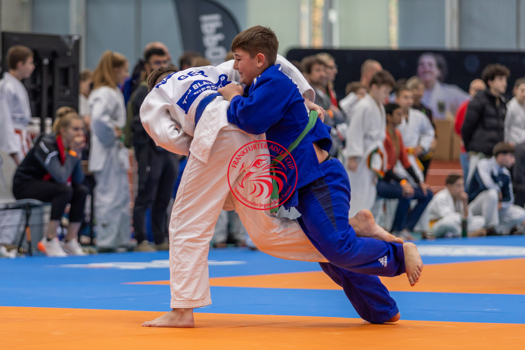 Internationaler Adler Cup 2024 | Foto vom Internationalen Adler Cup Judo Turnier im Sport- und Freizeitzentrum Kalbach im Oktober 2024 - Realisiert mit Pictrs.com