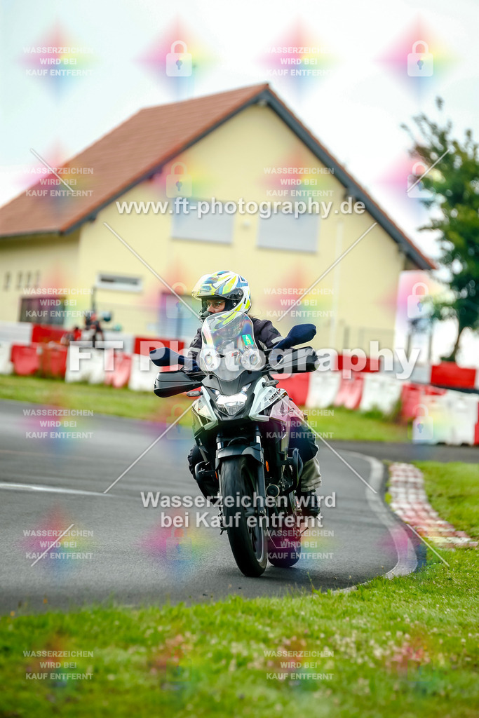 VBK-4055 | Hier findet Ihr Bilder von Touristenfahrten auf der Nürburgring Nordschleife oder von anderen Veranstaltungen die ich besucht habe. Viel Spass beim Durch Schauen 