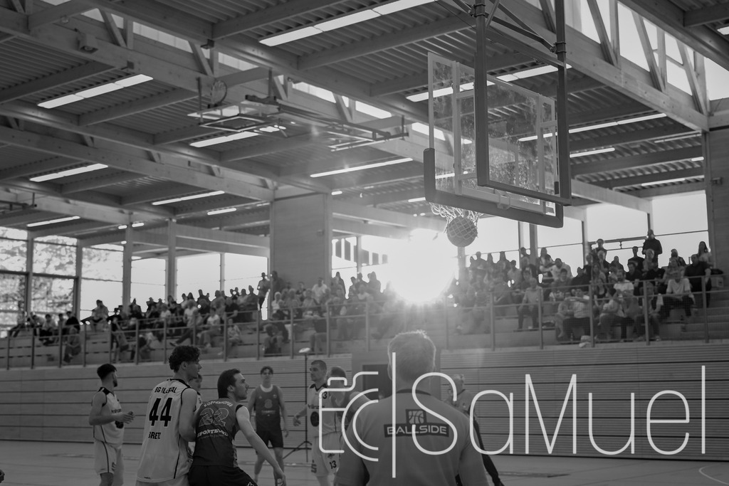 20260425-SML_1651 | Sa-Muel - Realisiert mit Pictrs.com